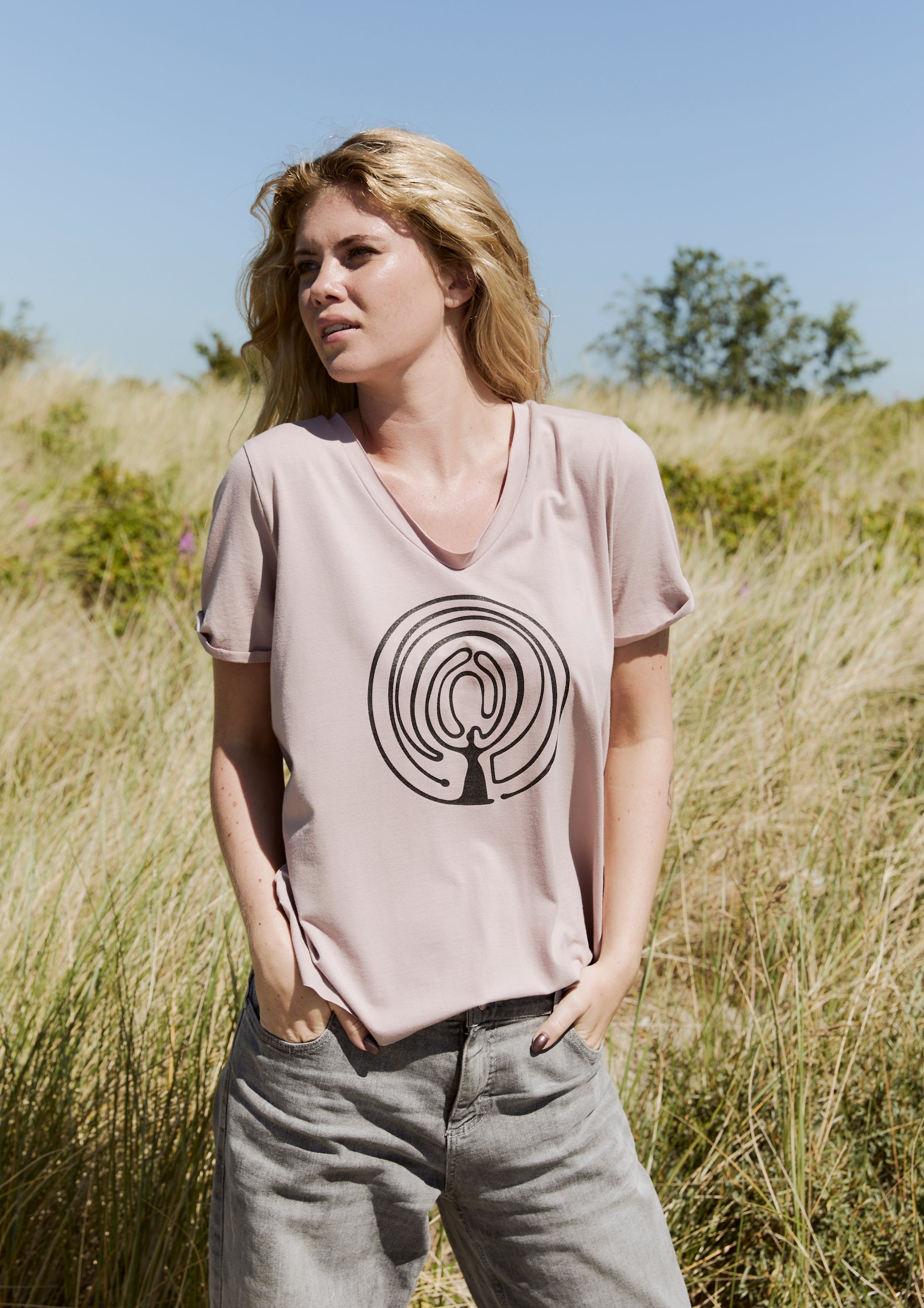 HENRIETTE STEFFENSEN COPENHAGEN V-NECK-TEE - 96105 EMBRACE T-SHIRTS NUDE 401