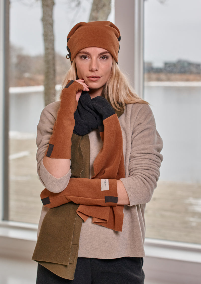 HENRIETTE STEFFENSEN COPENHAGEN WRIST WARMERS - 6022 WRIST WARMERS RUST 706
