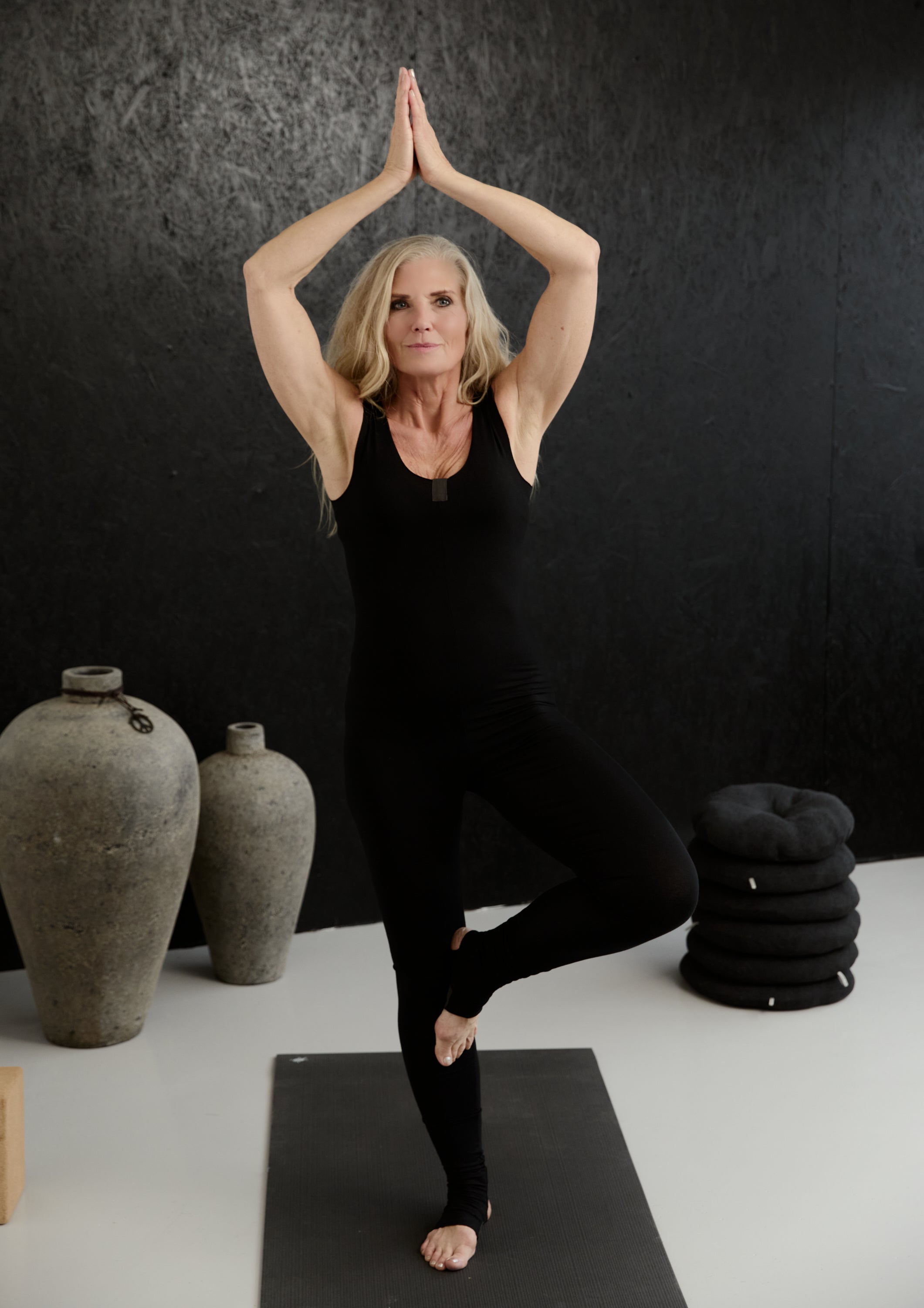 HENRIETTE STEFFENSEN COPENHAGEN YOGA CATSUITE - 99010 HELDRAGTER jersey YOGA BLACK 900