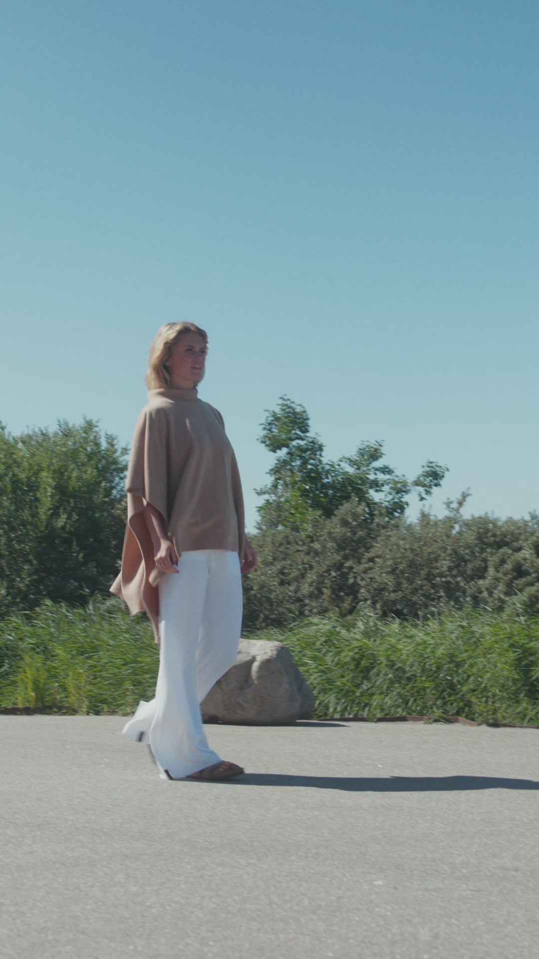 HENRIETTE STEFFENSEN COPENHAGEN PONCHO - 4126 PONCHOS CAMEL 815